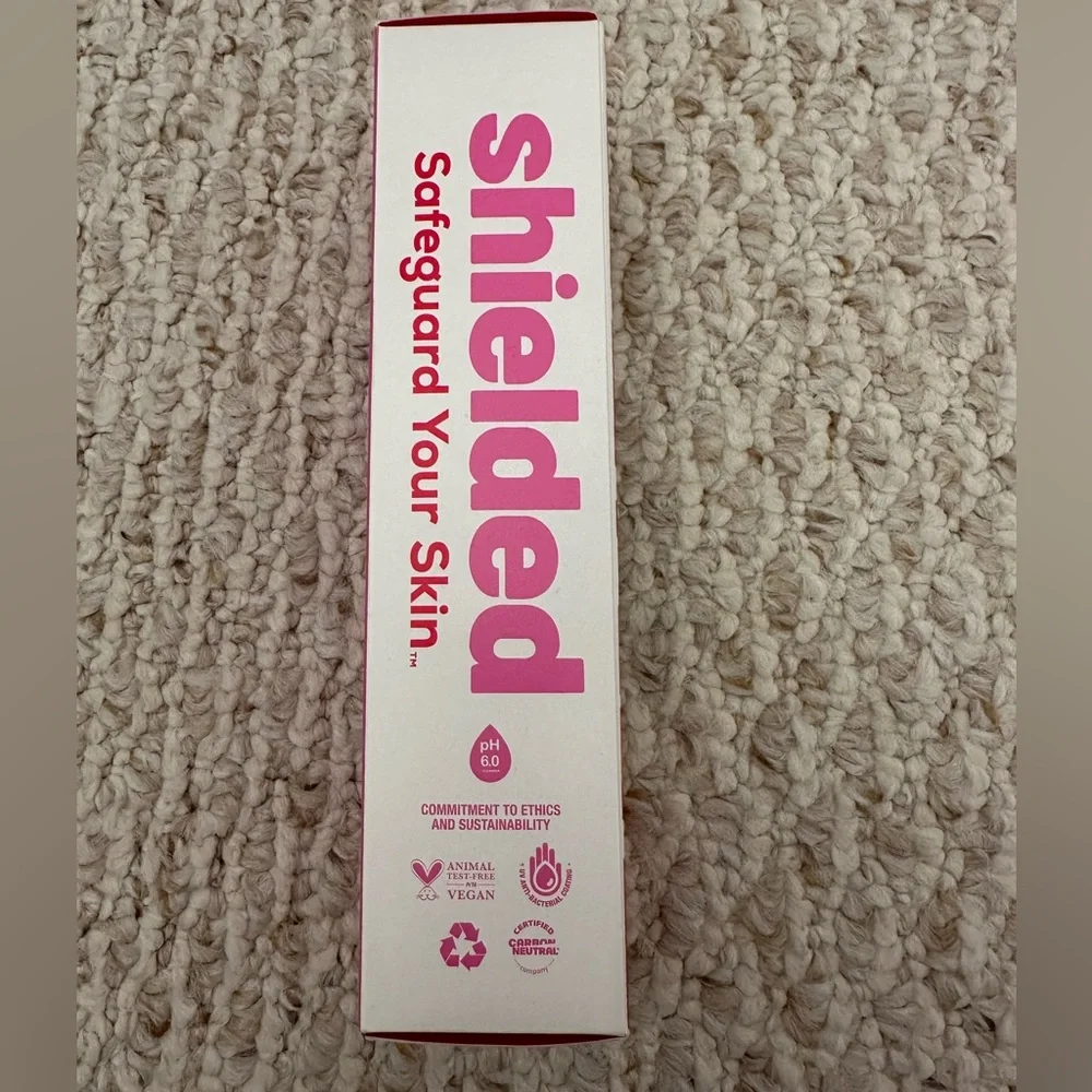 Shielded Beauty Feeding Frenzy Prebiotic Cleanser - Picture 2 of 6